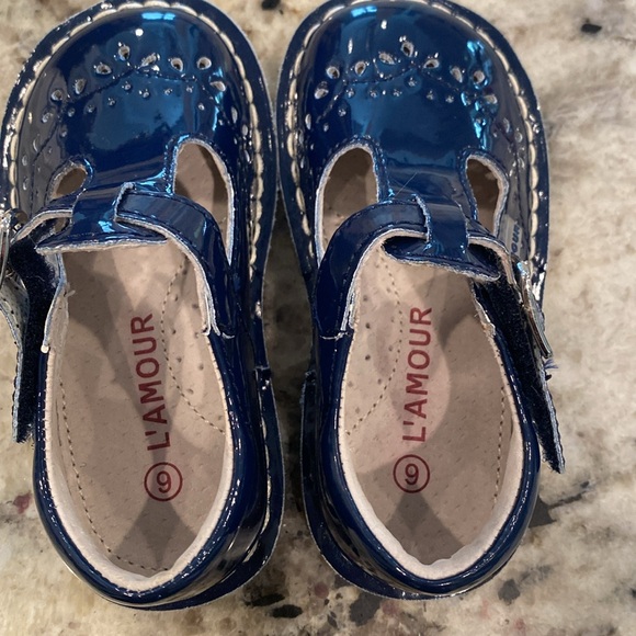 L'Amour Ruthie - Picture 3 of 3